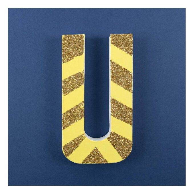 Mache Letter V 20cm 3 Mache Letter V 20cm