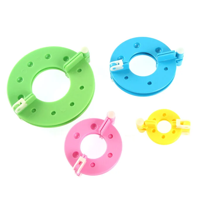 Pom Pom Maker 4 Pack 1 Pom Pom Maker 4 Pack