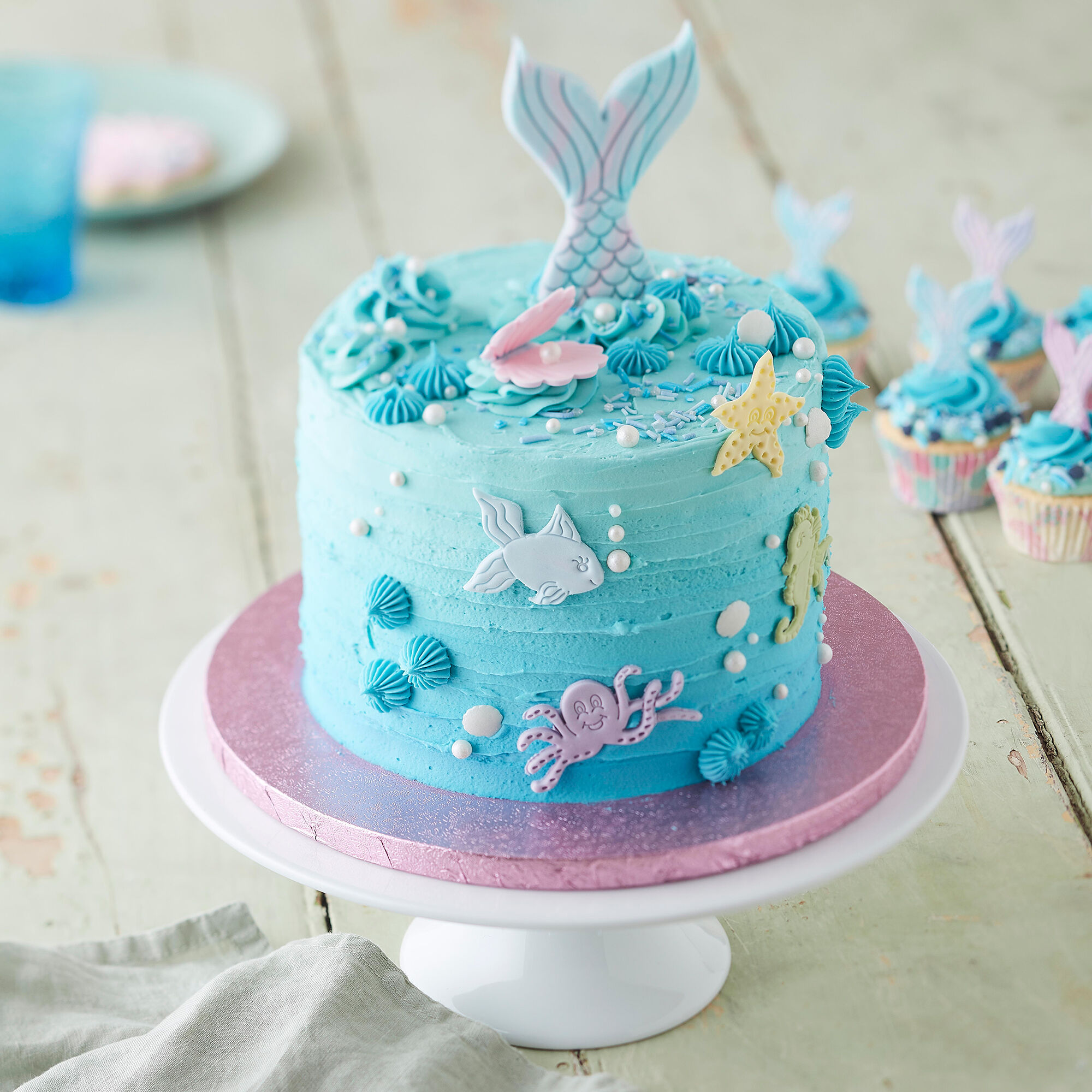 How to Decorate a Mermaid Cake 1 How to Decorate a Mermaid Cake