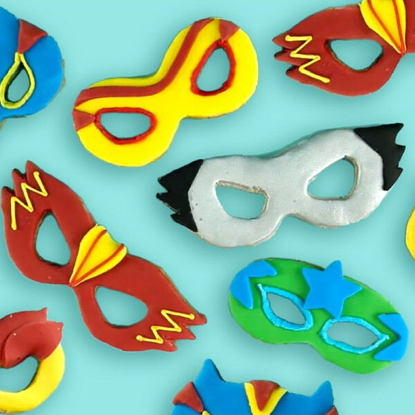 How to Make Superhero Mask Cookies 1 How to Make Superhero Mask Cookies