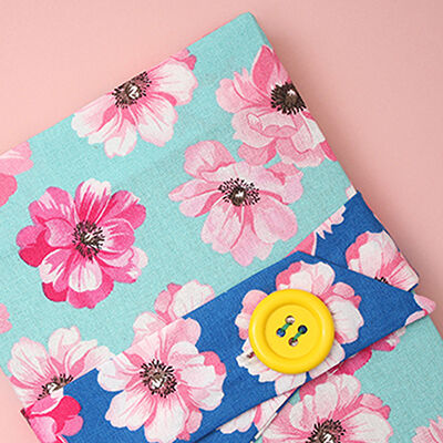 How to Sew a Fat Quarter Notebook Cover 1 How to Sew a Fat Quarter Notebook Cover