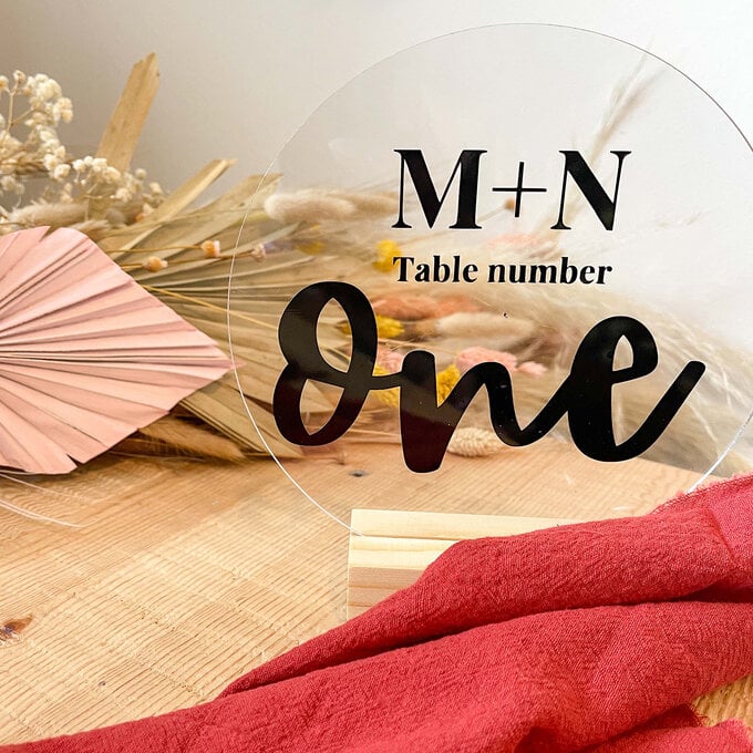Cricut: How to Make Wedding Table Numbers 1 Cricut: How to Make Wedding Table Numbers