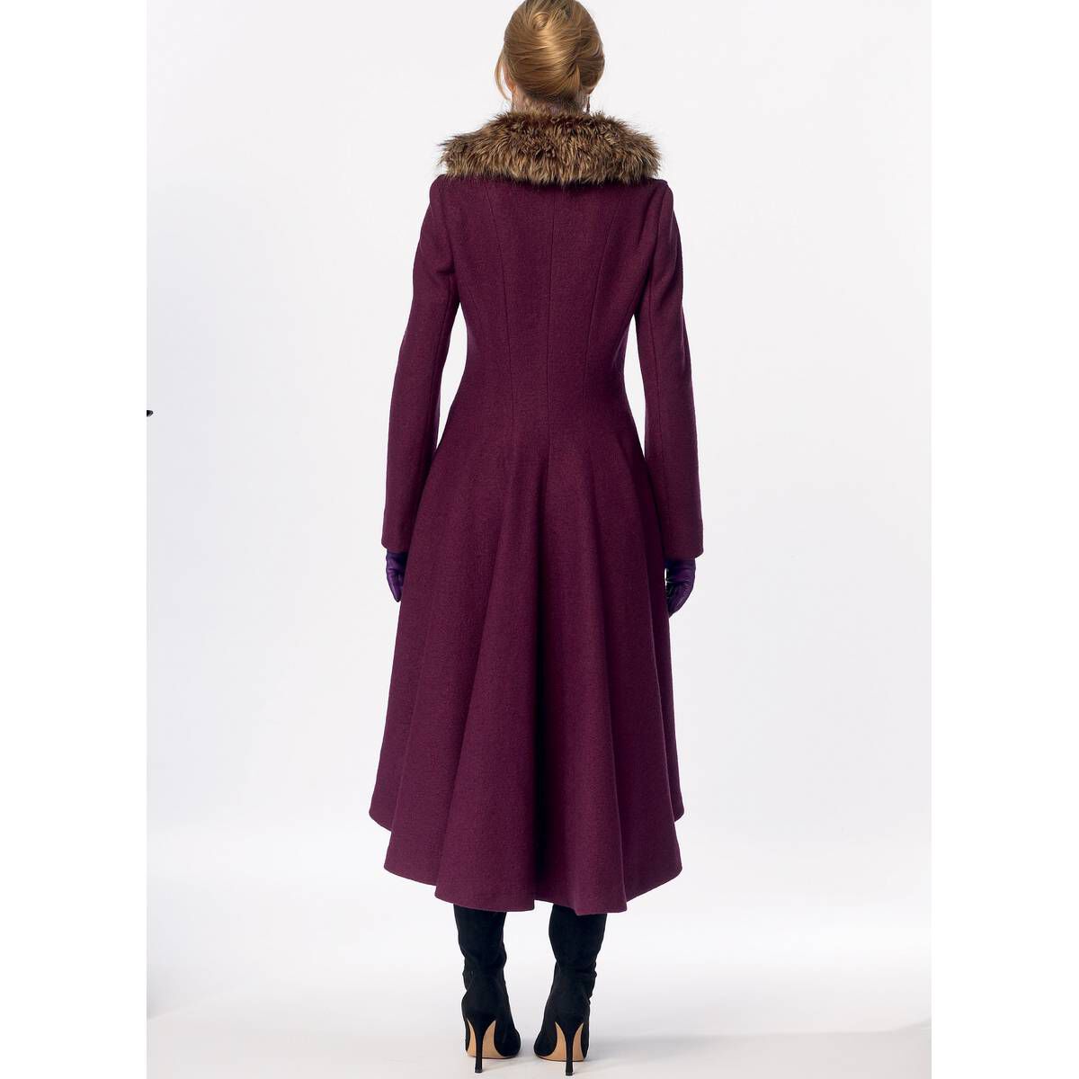 McCall’s Petite Lined Coat Sewing Pattern M6800 (14-22) 6 McCall’s Petite Lined Coat Sewing Pattern M6800 (14-22)