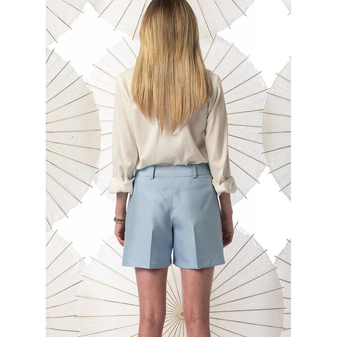 Vogue Women’s Shorts Sewing Pattern V9008 (6-14) 7 Vogue Women’s Shorts Sewing Pattern V9008 (6-14)